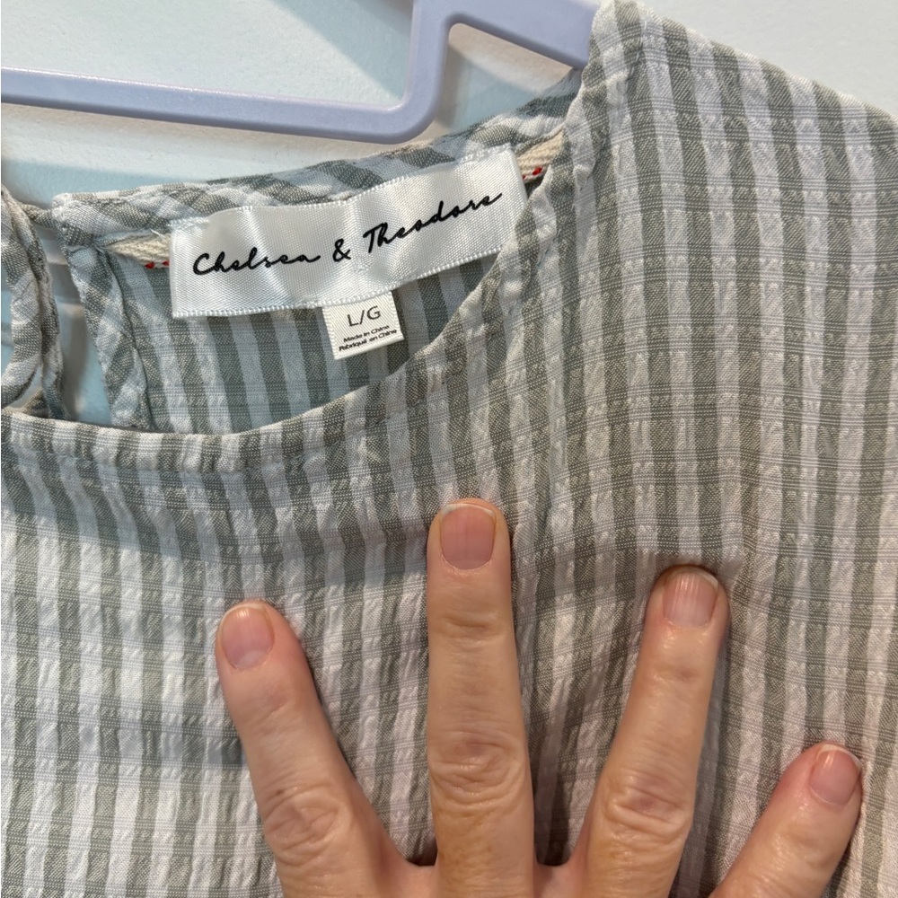 Seersucker Green and White Striped Blouse - Picture 3 of 7
